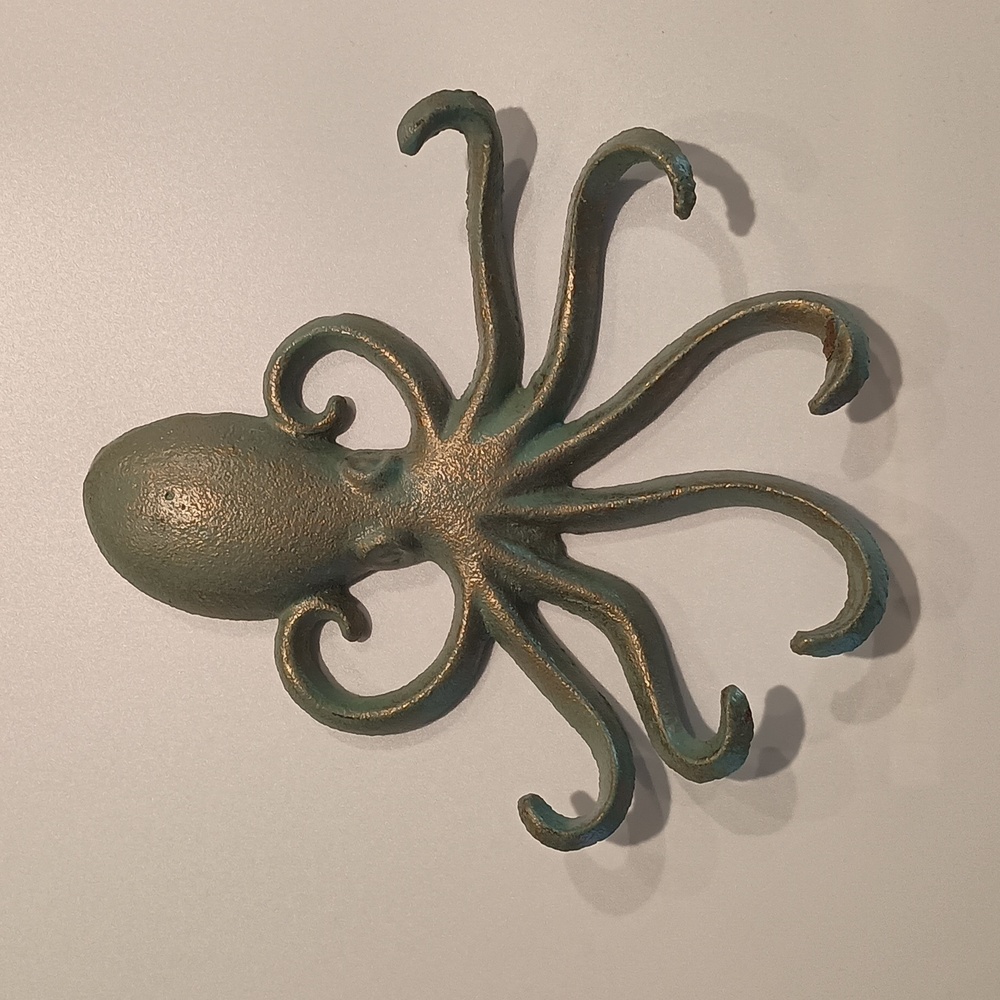 Cast iron octopus wall decor